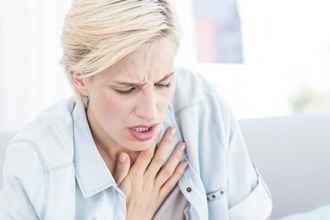 Классический кашель в конце приступа сопровождается выделением вязкой мокроты Кашель