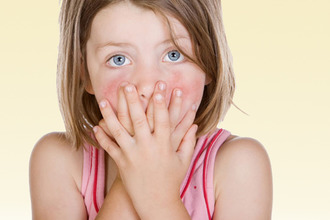 Какое значение имеет наследственный фактор для передачи аллергии? Ребенок