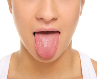 Припухлость языка при аллергии Припухлость