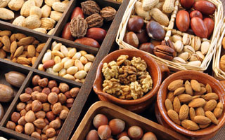 Орехи Естественные источники В9