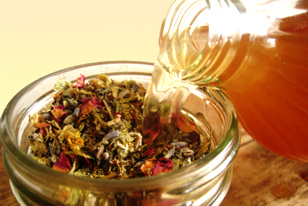 Народное средство лечения аллергии - отвар трав Отвар трав